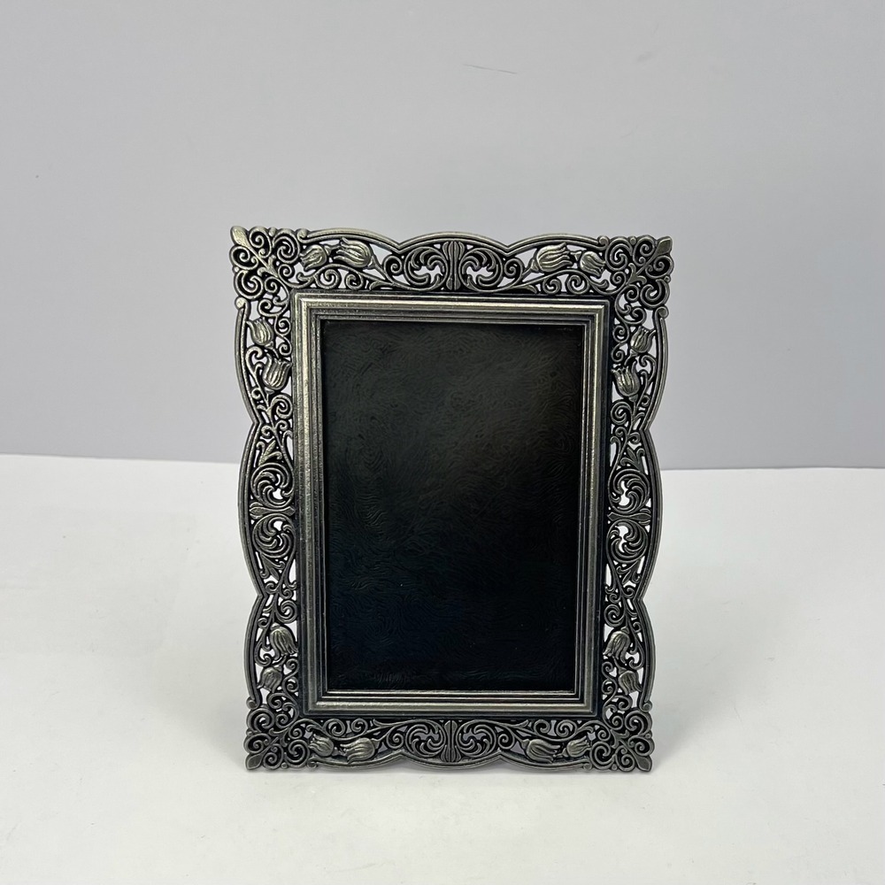 Vintage Pewter Tulip‎ Frame 3.5 x 5 Ornate Floral Filigree Victorian Gothic
